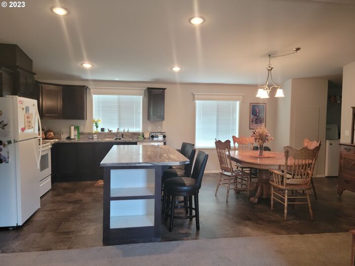 Property Photo: 34094 SE Elm Street OR 97056
