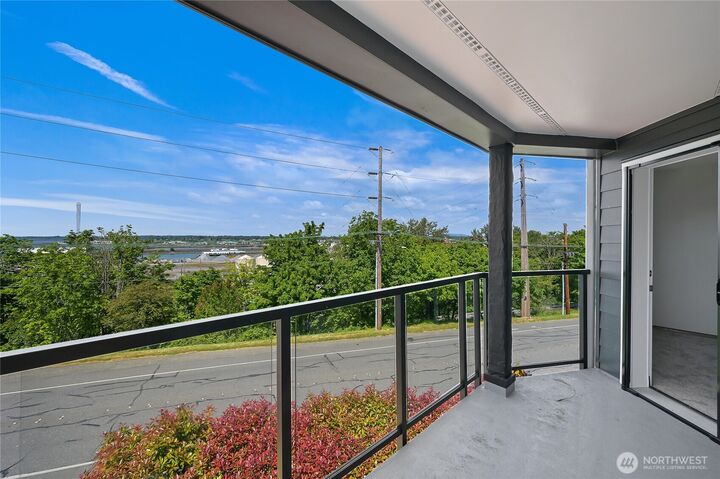 Property Photo:  705 N State Street 301  WA 98225 