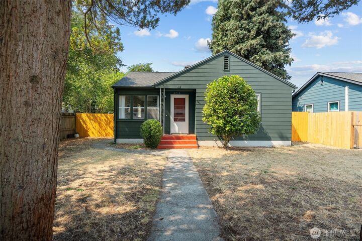 Property Photo: 3716 E G Street WA 98404