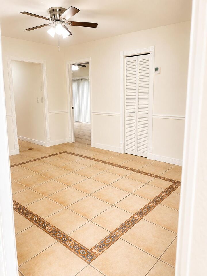 Property Photo:  5318 Garden Hills Circle  FL 33415 