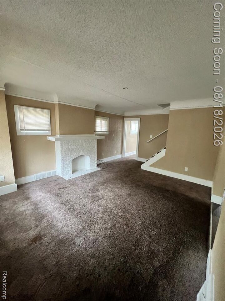 Property Photo: 14914 Washburn Street MI 48238