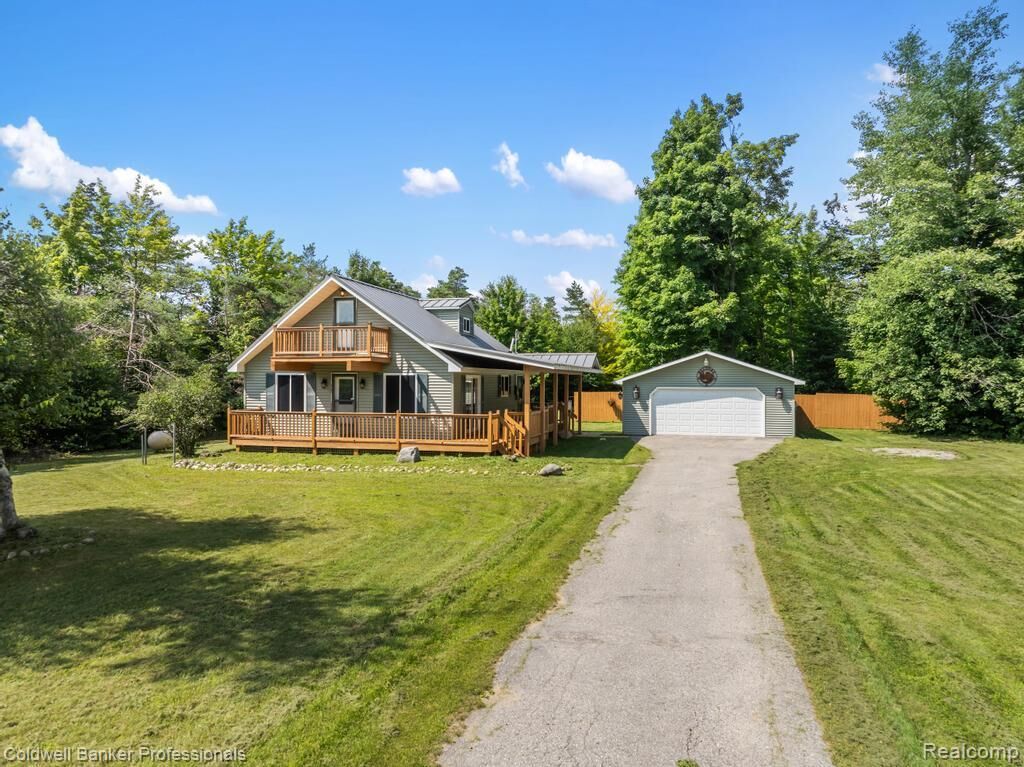 Property Photo: 6389 Postlewait Road MI 49659