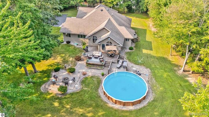 Property Photo: 268N County Road 441 MI 49854