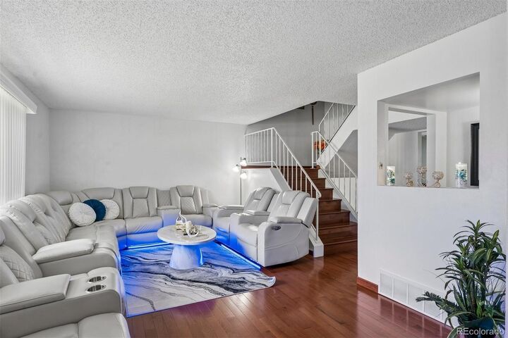 Property Photo:  1024 S Alkire Street  CO 80228 