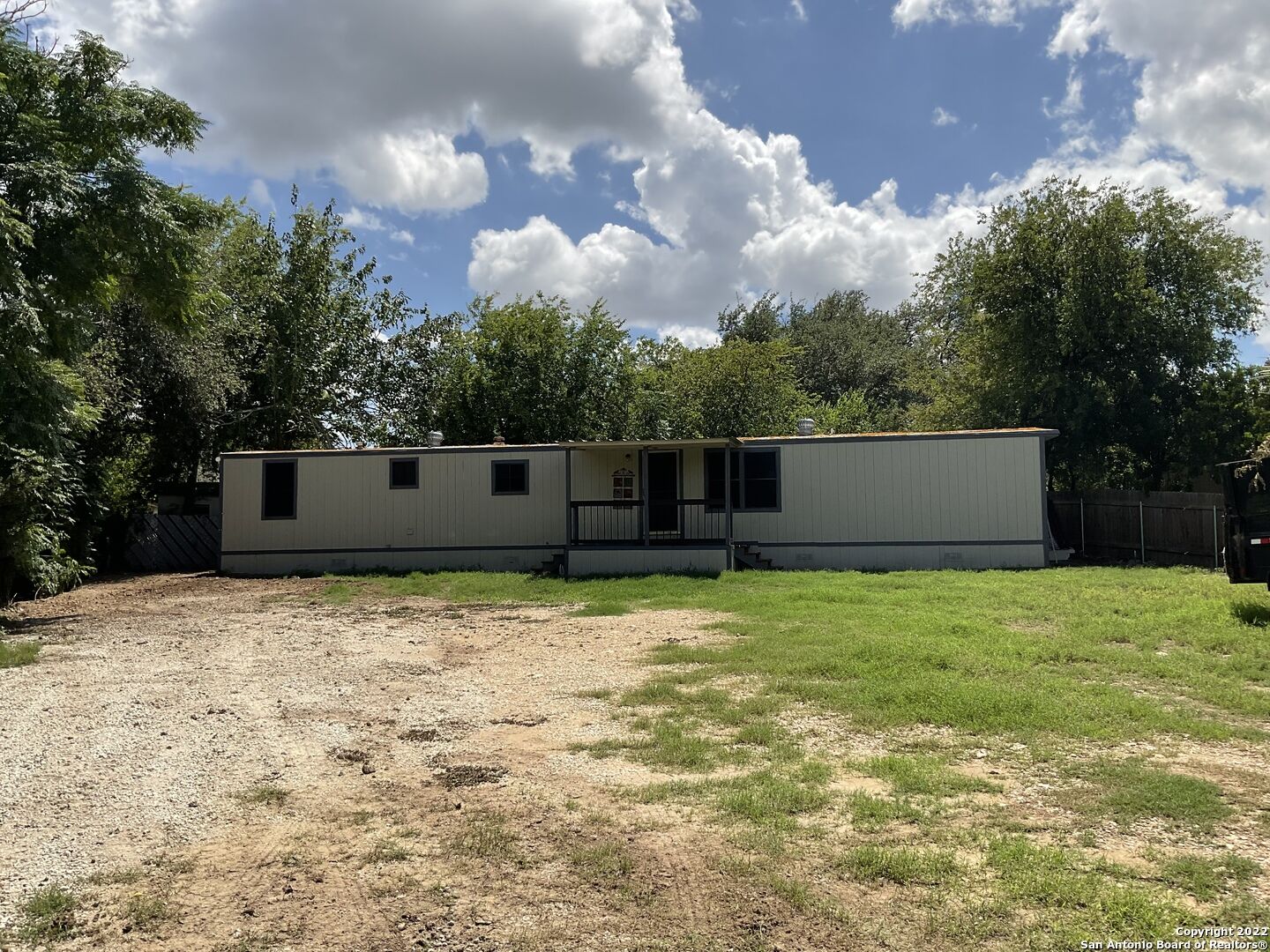 Property Photo:  11916 Grapevine St  TX 78245 