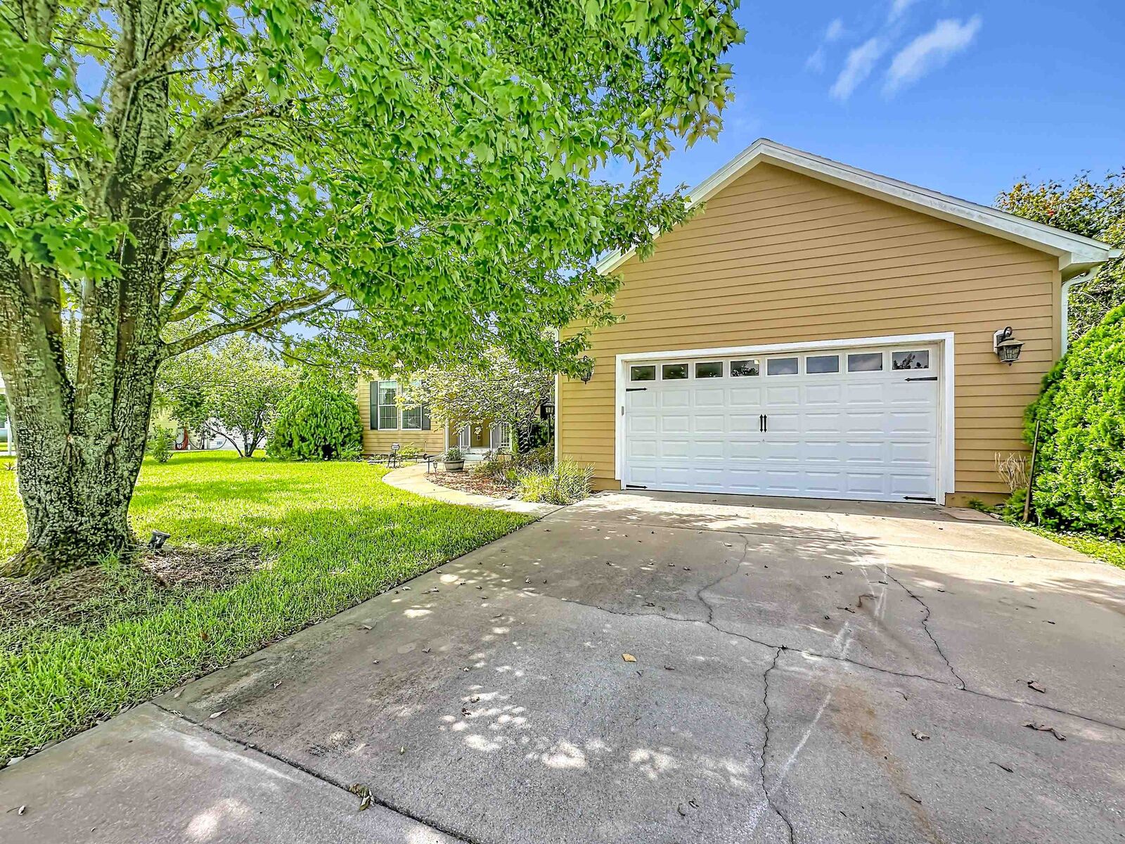 Property Photo:  2905 Gray Jay Dr  FL 32084 