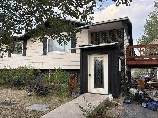 Property Photo: 220 20th CO 80459