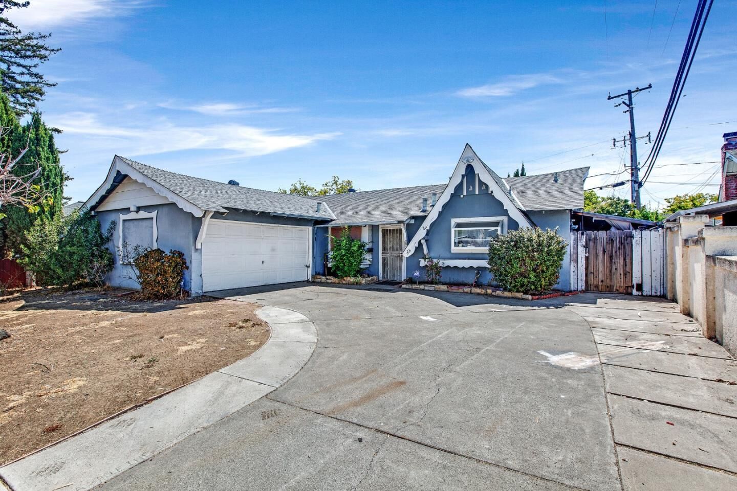Property Photo: 1438 Helmond Lane CA 95118