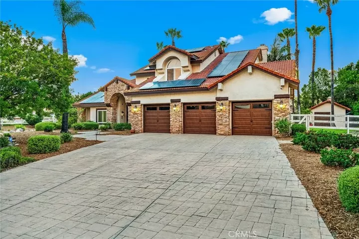 Property Photo: 30226 Corte Cantania CA 92591