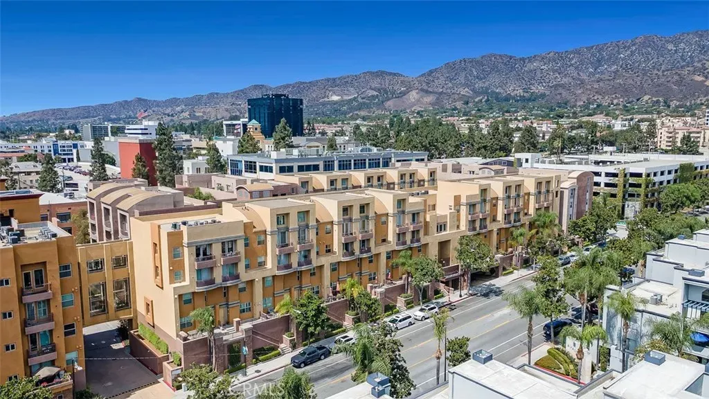 Property Photo: 201 E Angeleno Avenue 326 CA 91502