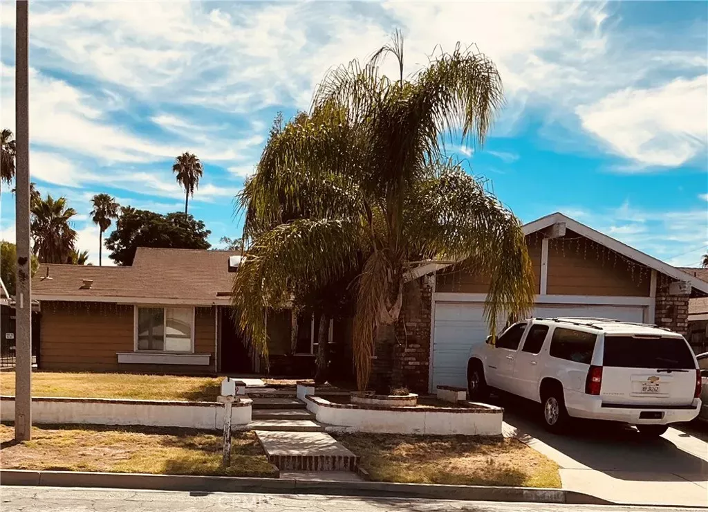 Property Photo: 11948 Kevin CA 92557