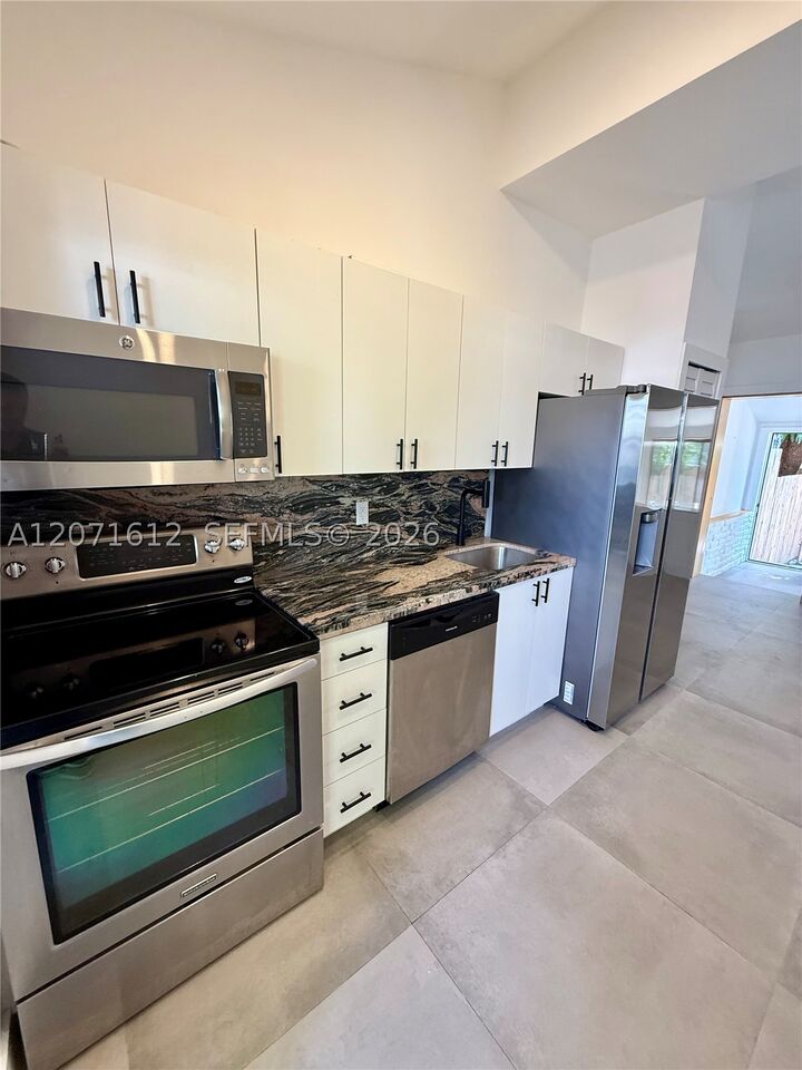 Property Photo: 3 NE 70th St 1 FL 33138