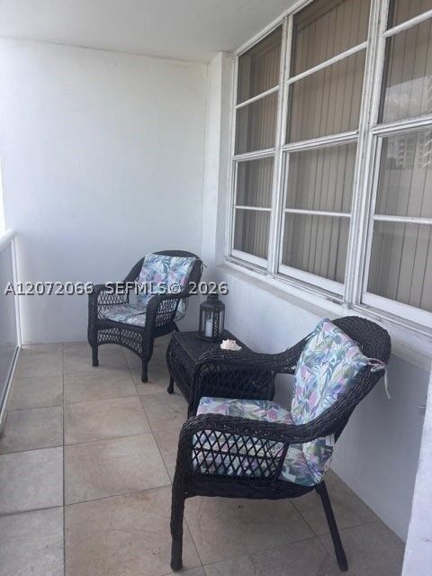 Property Photo: 3725 S Ocean Dr 1417 FL 33019