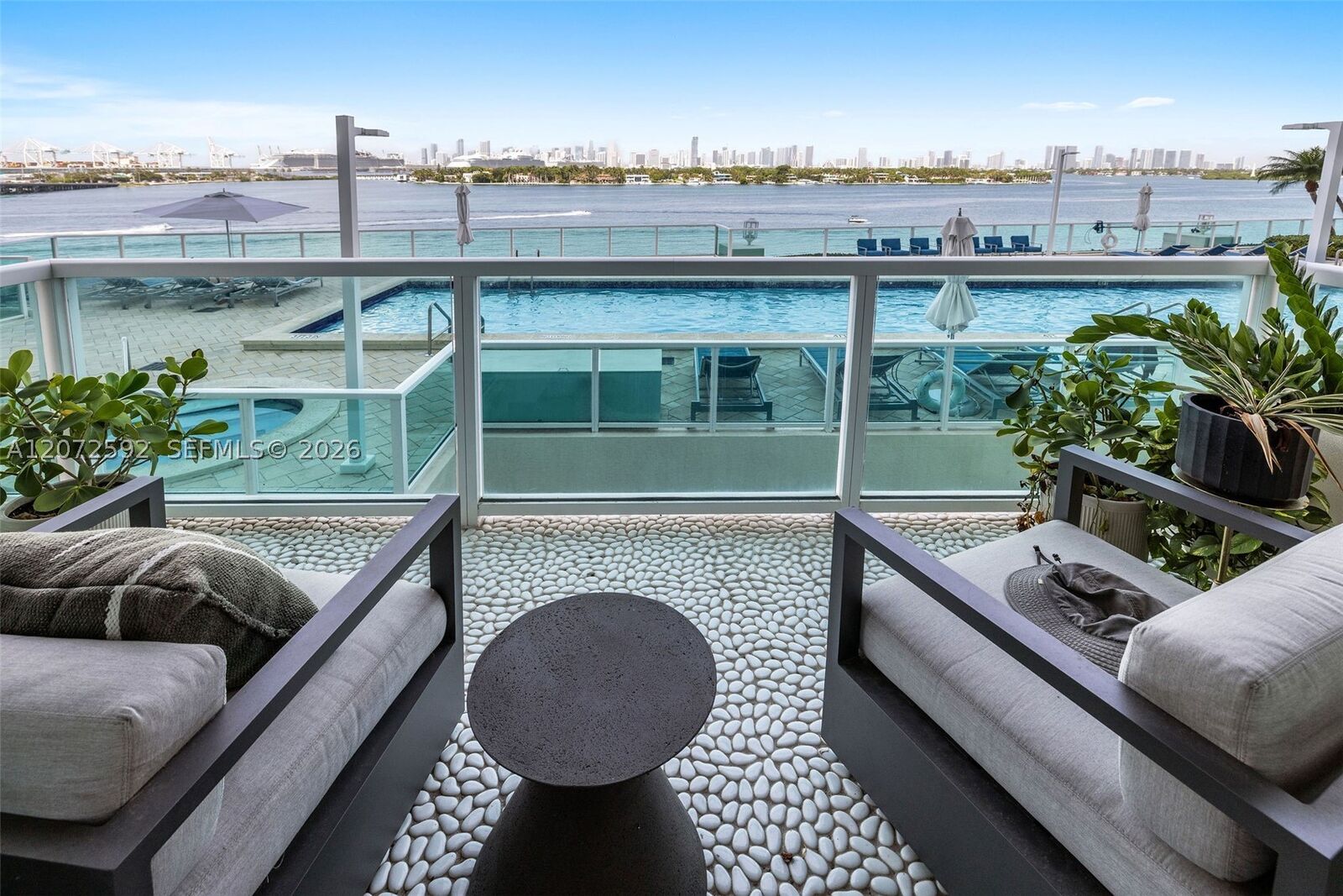 Property Photo: 650 West Ave 709 FL 33139