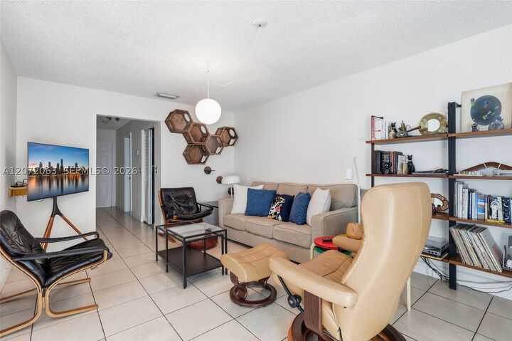 Property Photo:  13933 SW 46th Ter 324  FL 33175 