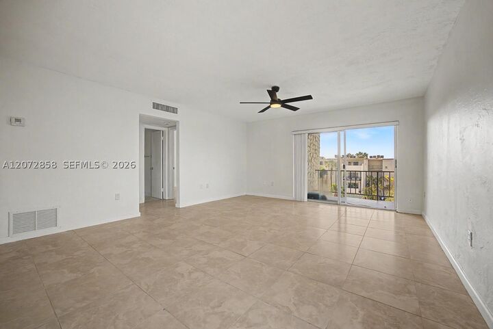 Property Photo: 6900 N Kendall Dr A409 FL 33156
