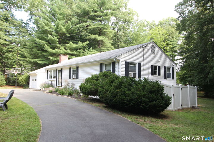 Property Photo:  12 Oakwood Drive  CT 06035 