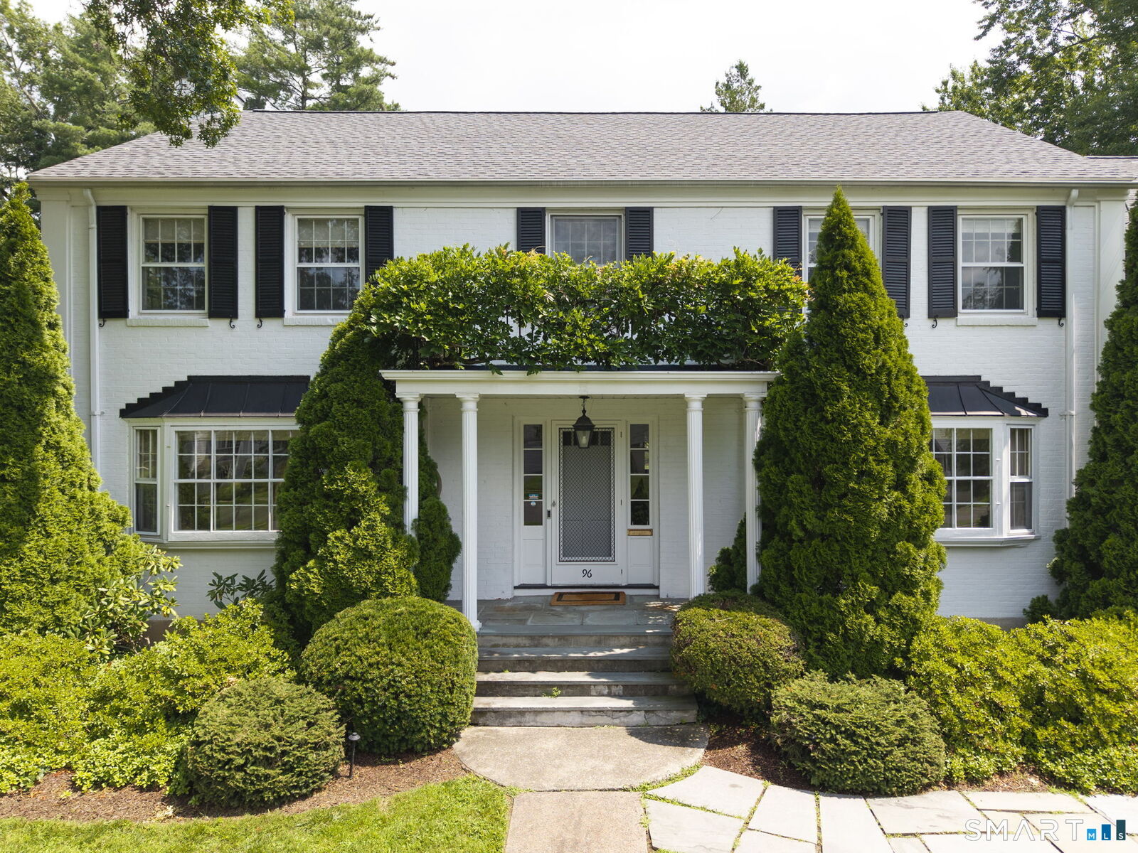 Property Photo:  96 Norwood Road  CT 06117 