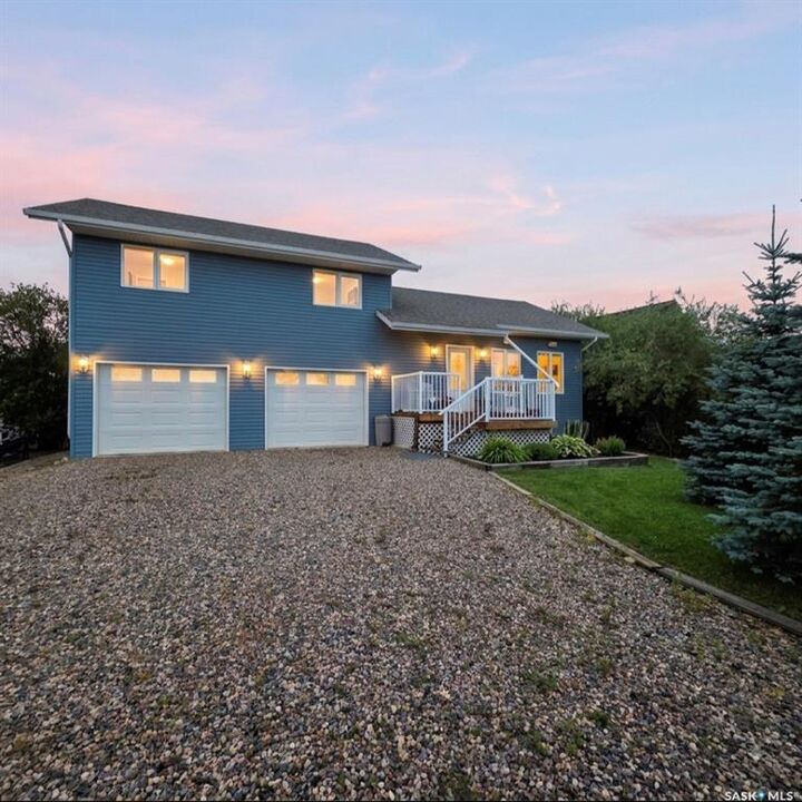 Property Photo:  14 Pine Crescent  SK S0J 3E0 