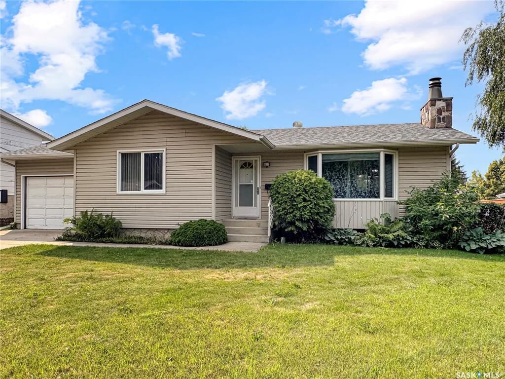 Property Photo:  9014 Deans Crescent  SK S9A 3H7 