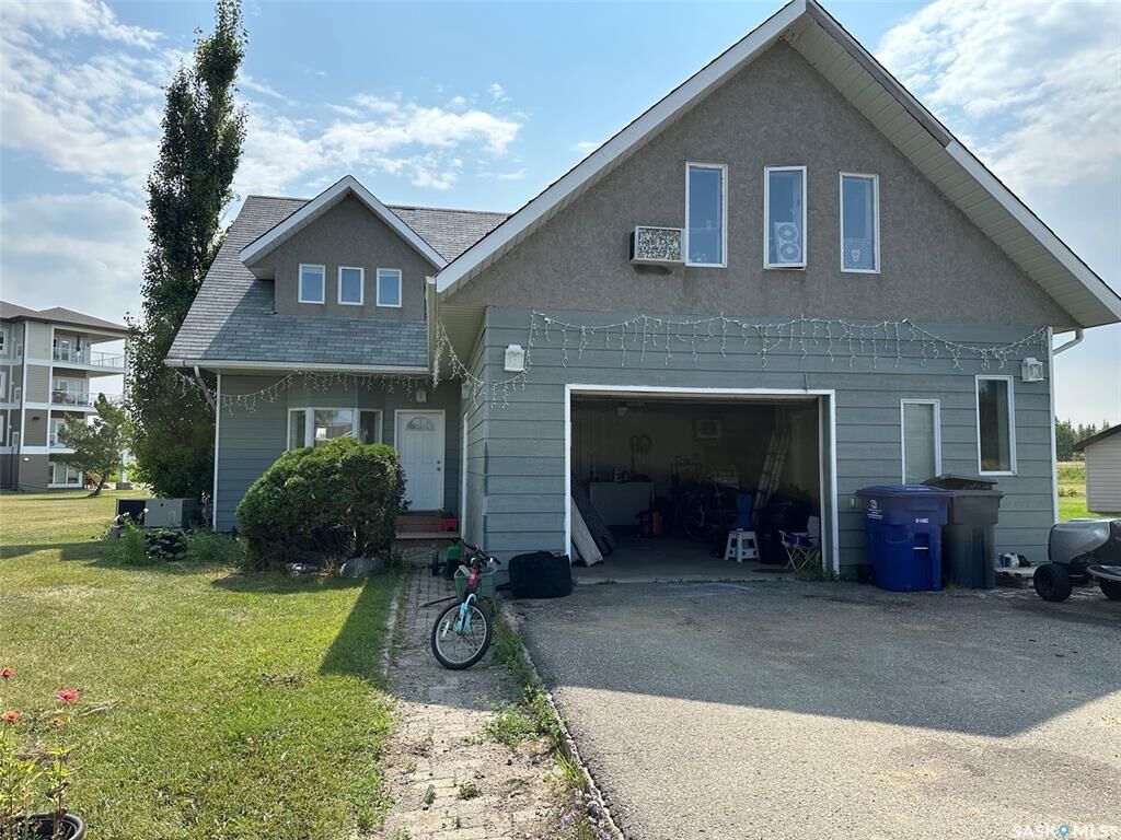 Property Photo: 108 Lundy Place SK S0G 4T0