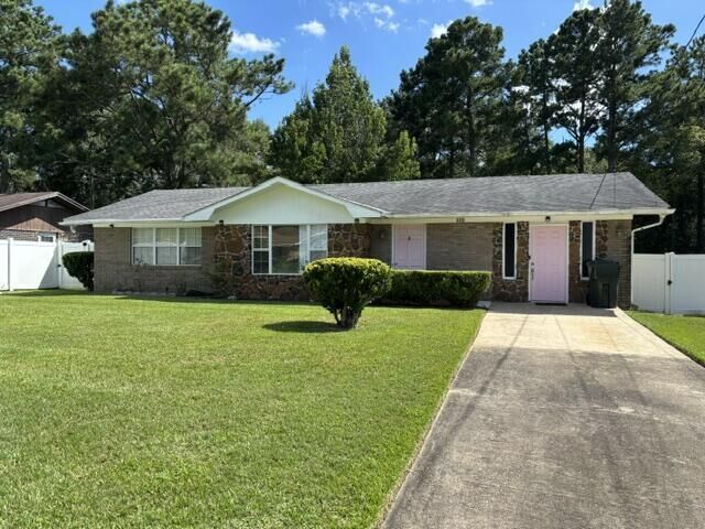 Property Photo:  800 Moorehouse Drive  AL 36303 