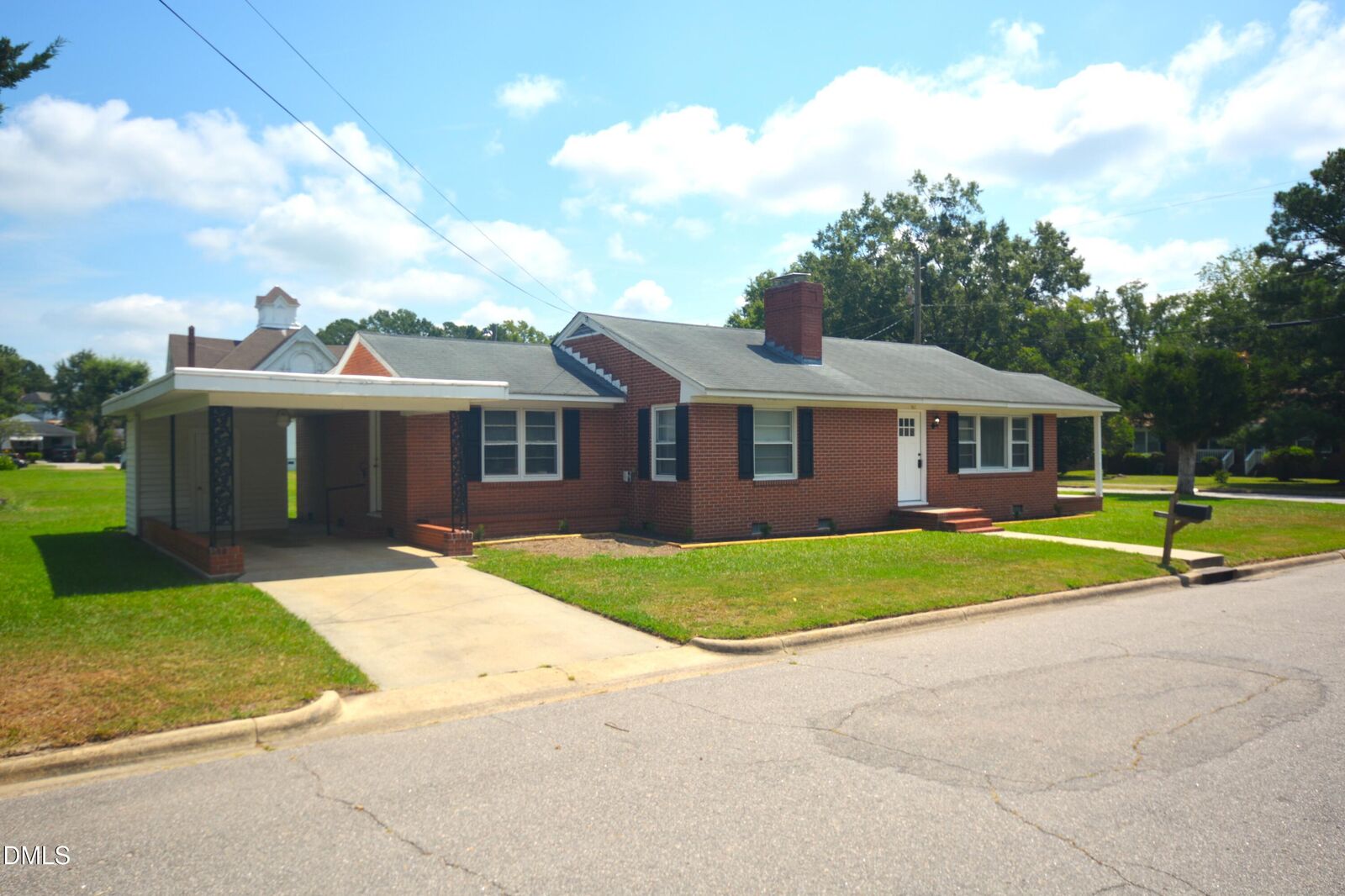 Property Photo: 901 Cofield Street NC 27886