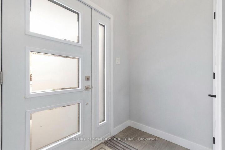 Property Photo:  68 Villeneuve Street  ON K0C 1W0 