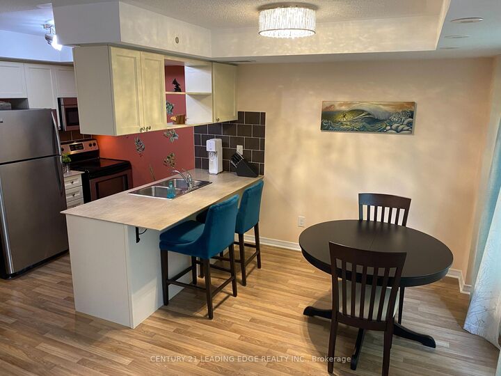 Property Photo:  76 Munro Street 5  ON M4M 2S9 