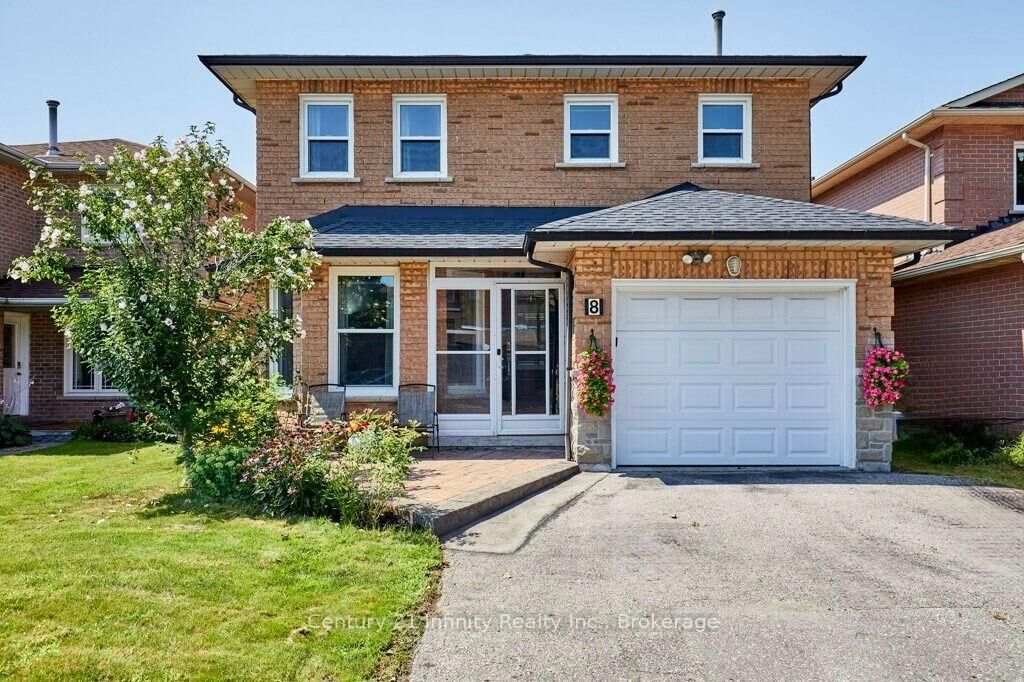 Property Photo:  8 Murkar Crescent  ON L1N 8Y4 