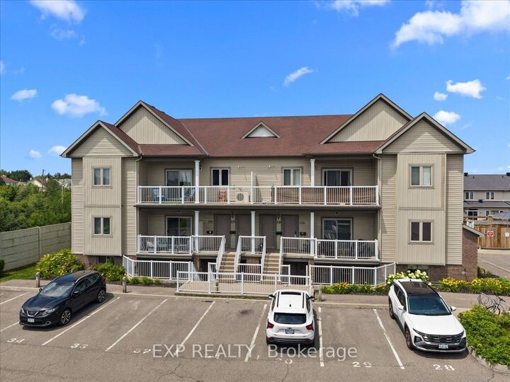 128 Sternes Private — photo 1