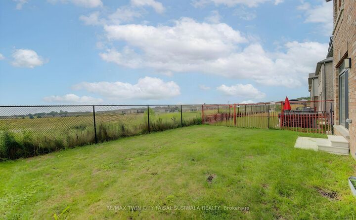 Property Photo: 10 Mildred Gillies Street ON N0B 1E0