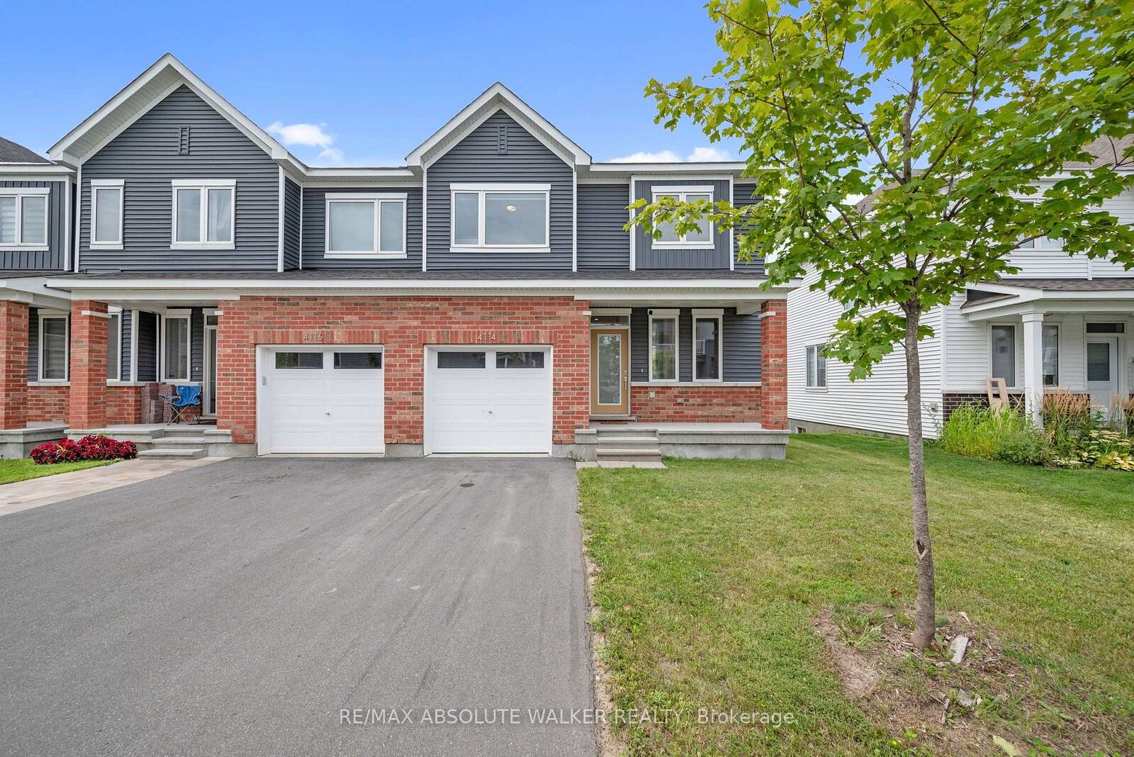 Property Photo: 4114 Obsidian Street ON K2J 6X9