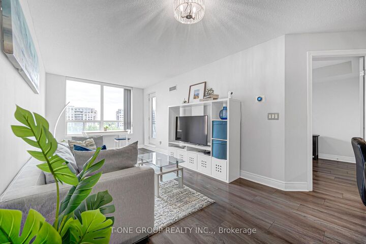 48 Suncrest Boulevard 720 — photo 1