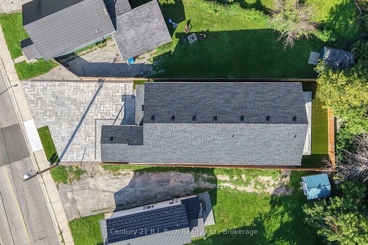 Property Photo: 165 Barrie Road ON L3V 2P6