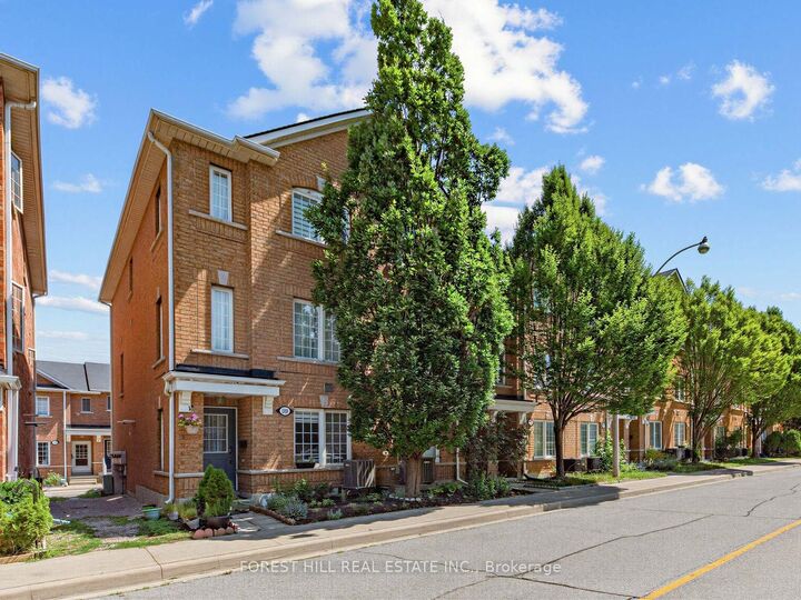 37 Birdstone Crescent — photo 1