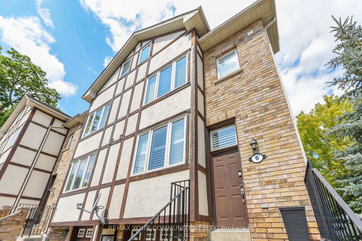 Property Photo: 20 Wallace Street 6 ON L4L 2P3