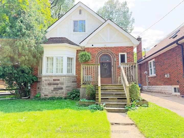 1 Norwood Road — photo 1