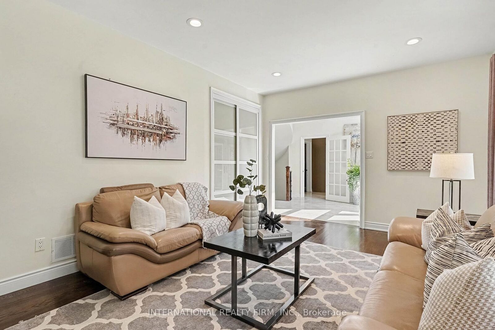 Property Photo:  5240 Elmridge Drive  ON L5M 5A4 