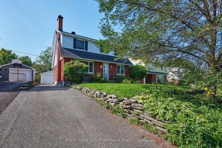 Property Photo:  166 Winther Avenue  ON K1H 6E2 