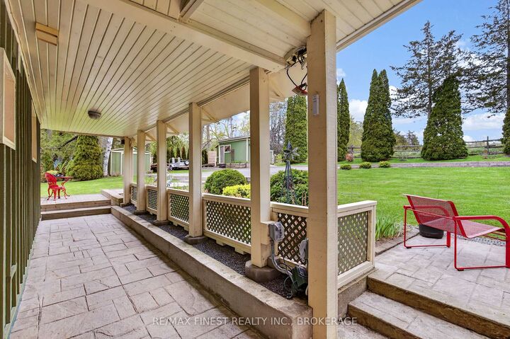 Property Photo: 77 Hickory Lane ON K7R 3K8