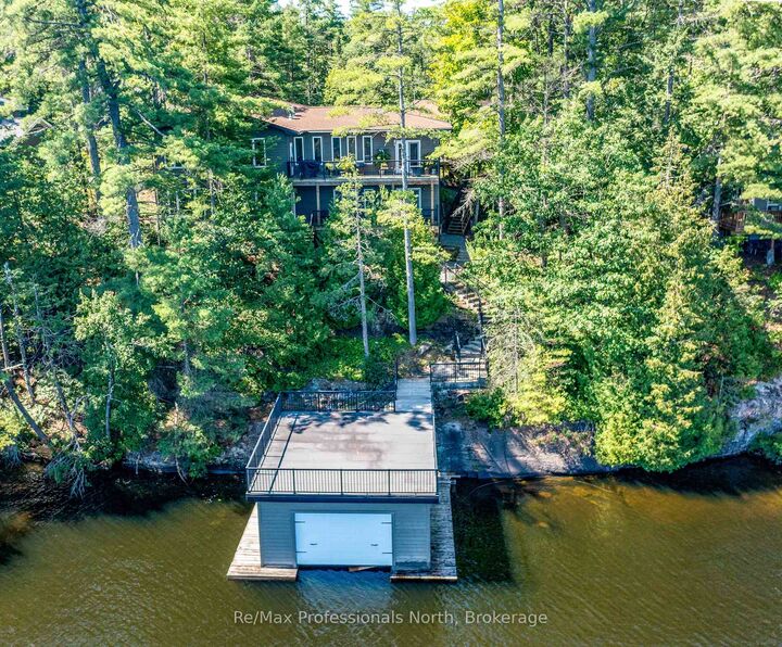 Property Photo: 2164 169 Muskoka Road ON P1P 1R2