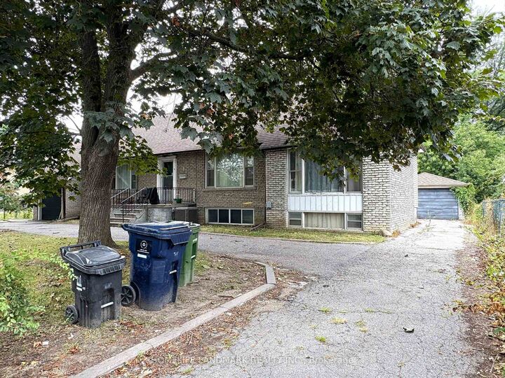 Property Photo:  9 Lamont Avenue Basement  ON M1S 1A8 