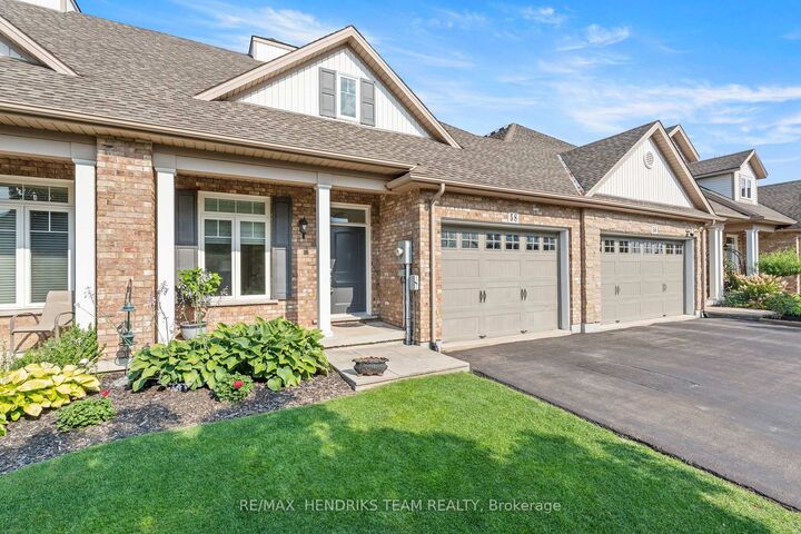 58 Videl Crescent N — photo 1