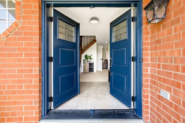 Property Photo: 27 Michelle Drive ON L4N 5Y4