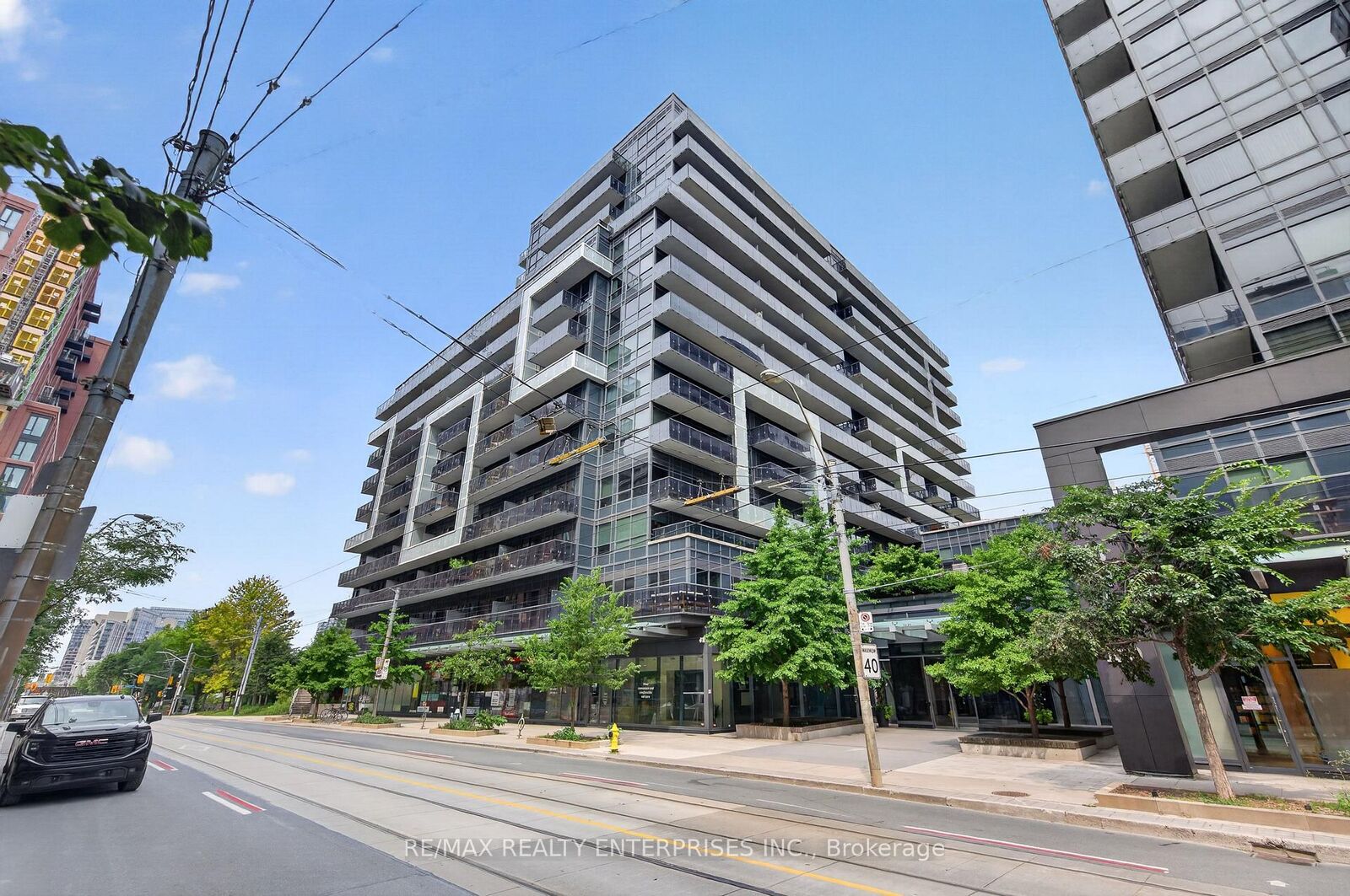 Property Photo: 1030 King Street W 942 ON M6K 0B4