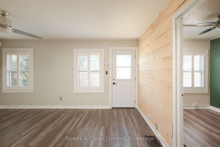 Property Photo:  664 Park Street N  ON K9H 4S3 