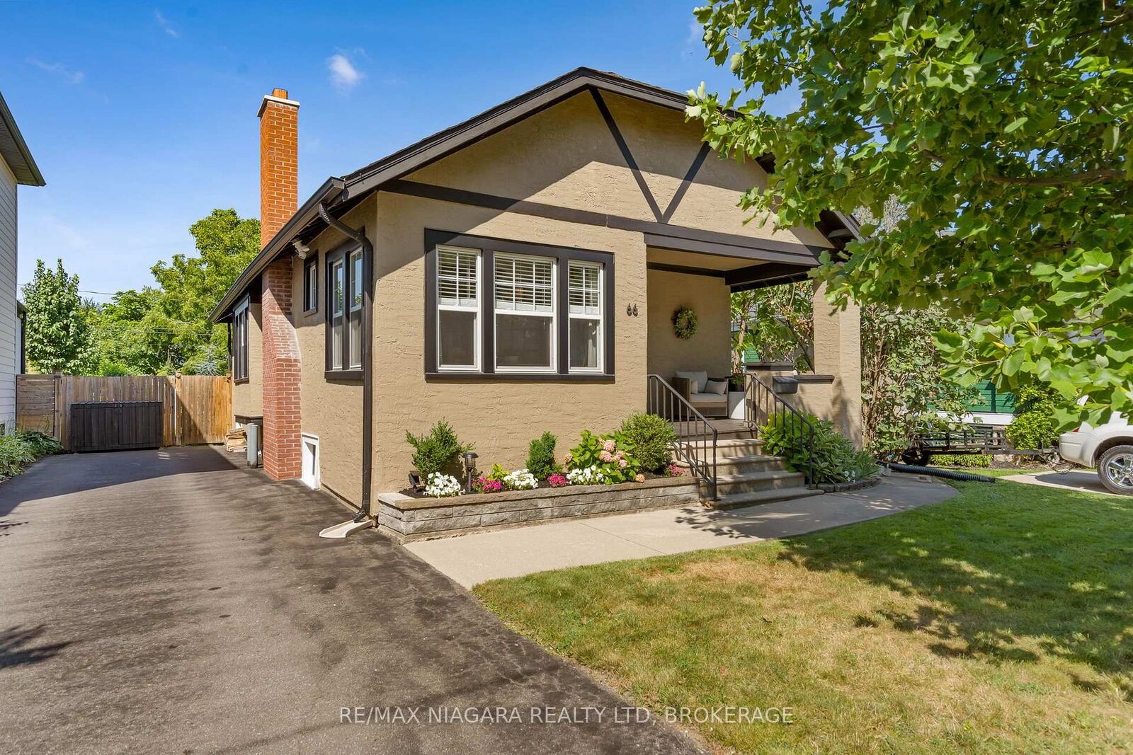 Property Photo: 66 Highland Avenue ON L2R 4J1