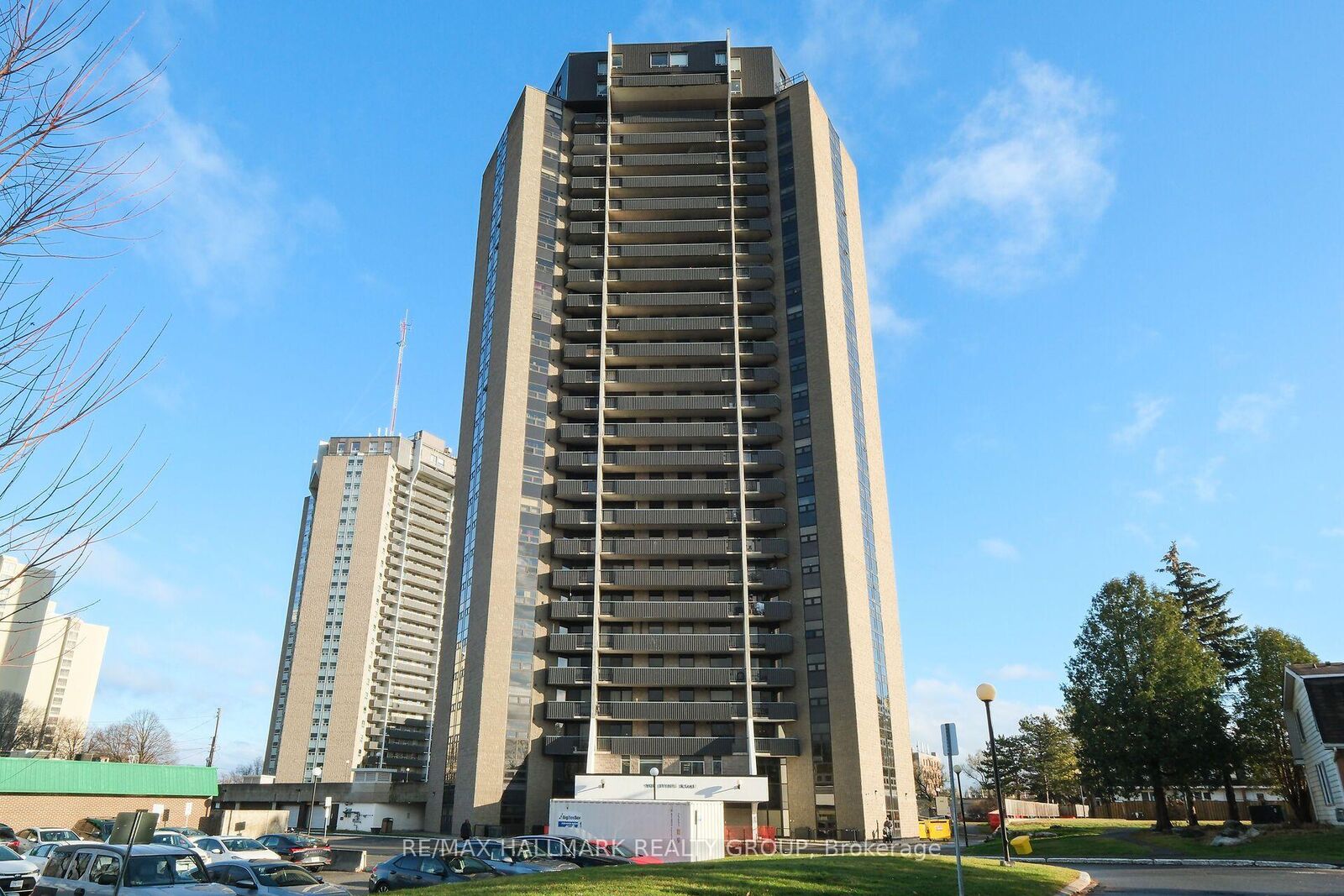Property Photo:  900 Dynes Road 210  ON K2C 3L6 