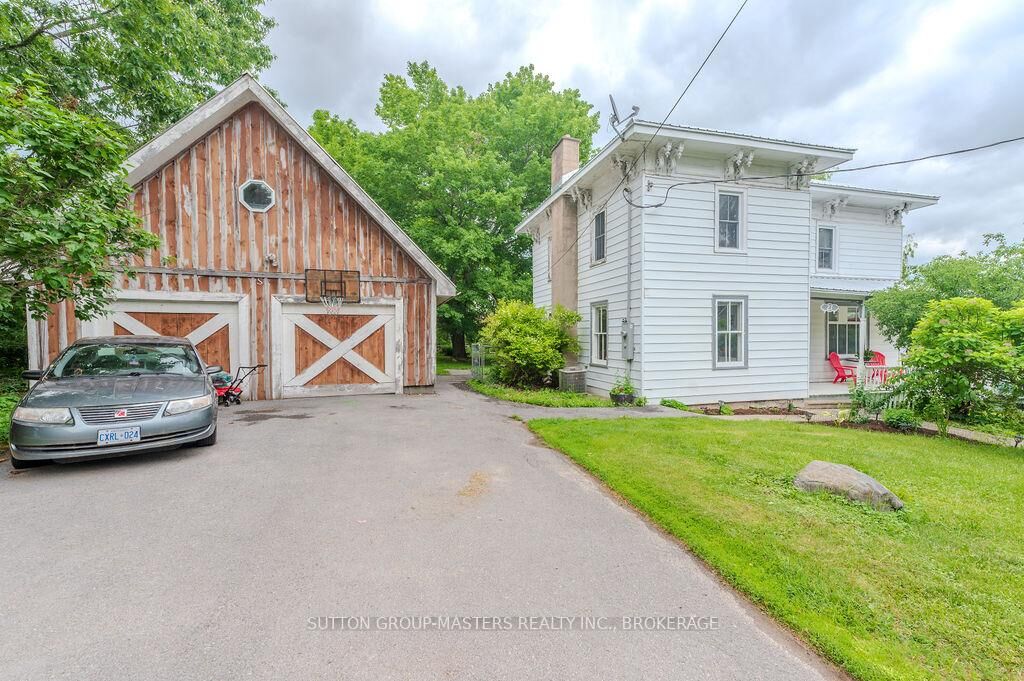 Property Photo: 27 West Street W ON K0K 1Z0